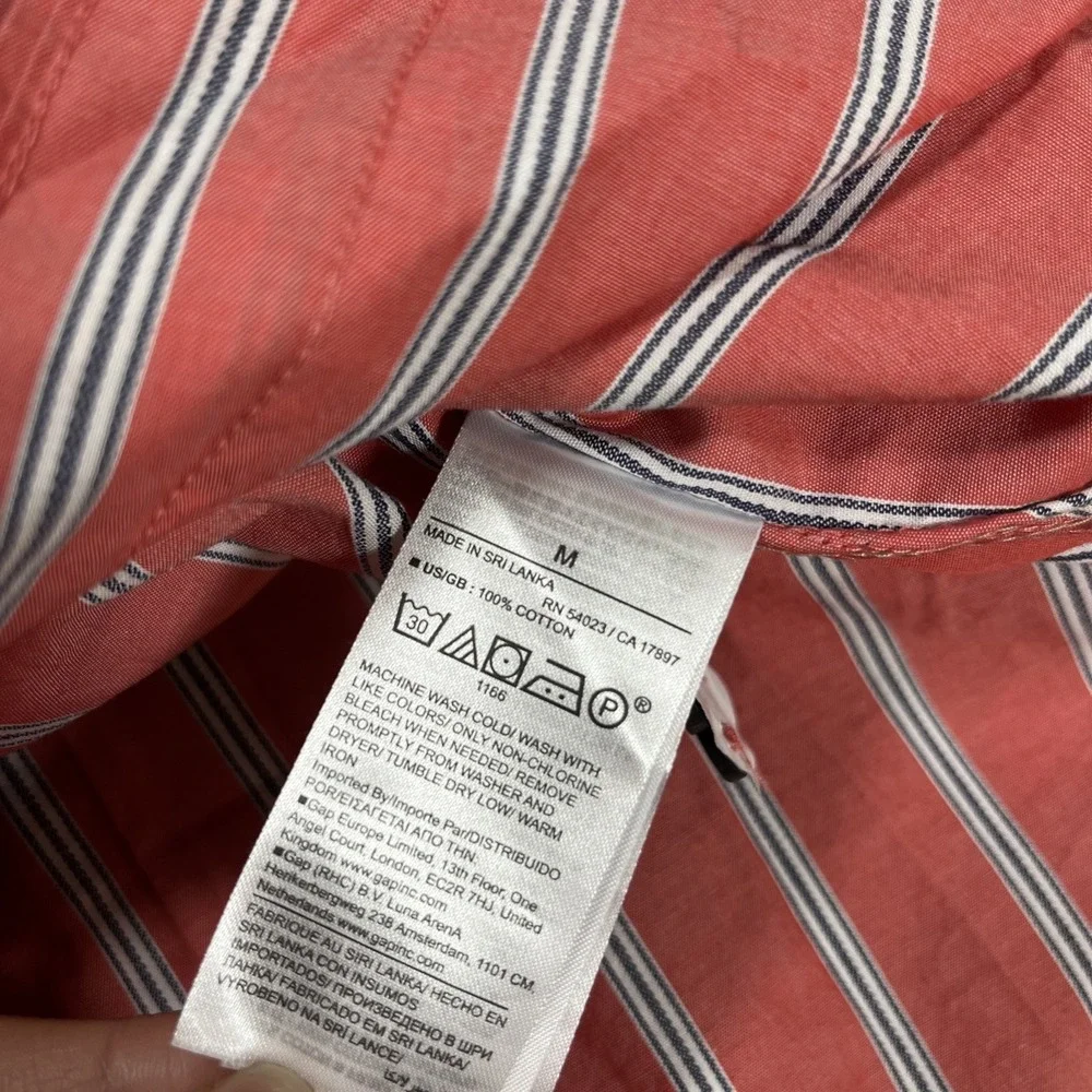 Banana Republic Mens Button Up Shirt Medium Coral Striped Relaxed Fit Casual